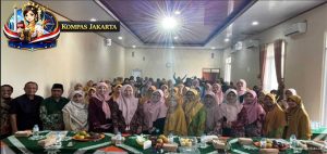 Pelatihan Ecoprint Mahasiswa Ilkom UMS Perkuat Ekonomi Kreatif Berkelanjutan